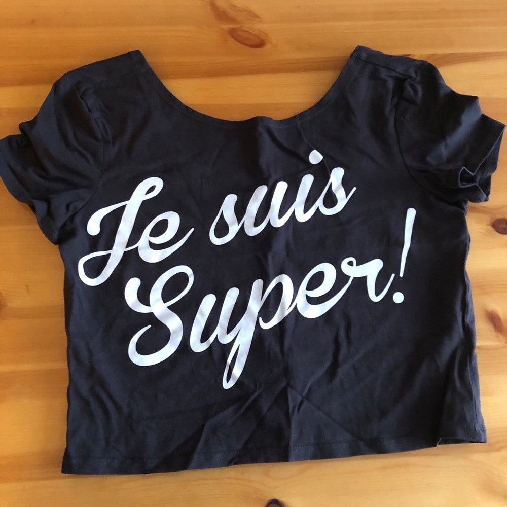 Monki Grey Crop Top ‘Je Suis Super!’ Small